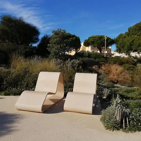 Les Ondines Sea View With Air Conditioning